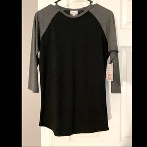 LulaRoe Randy Raglan baseball tee XS (0-4)